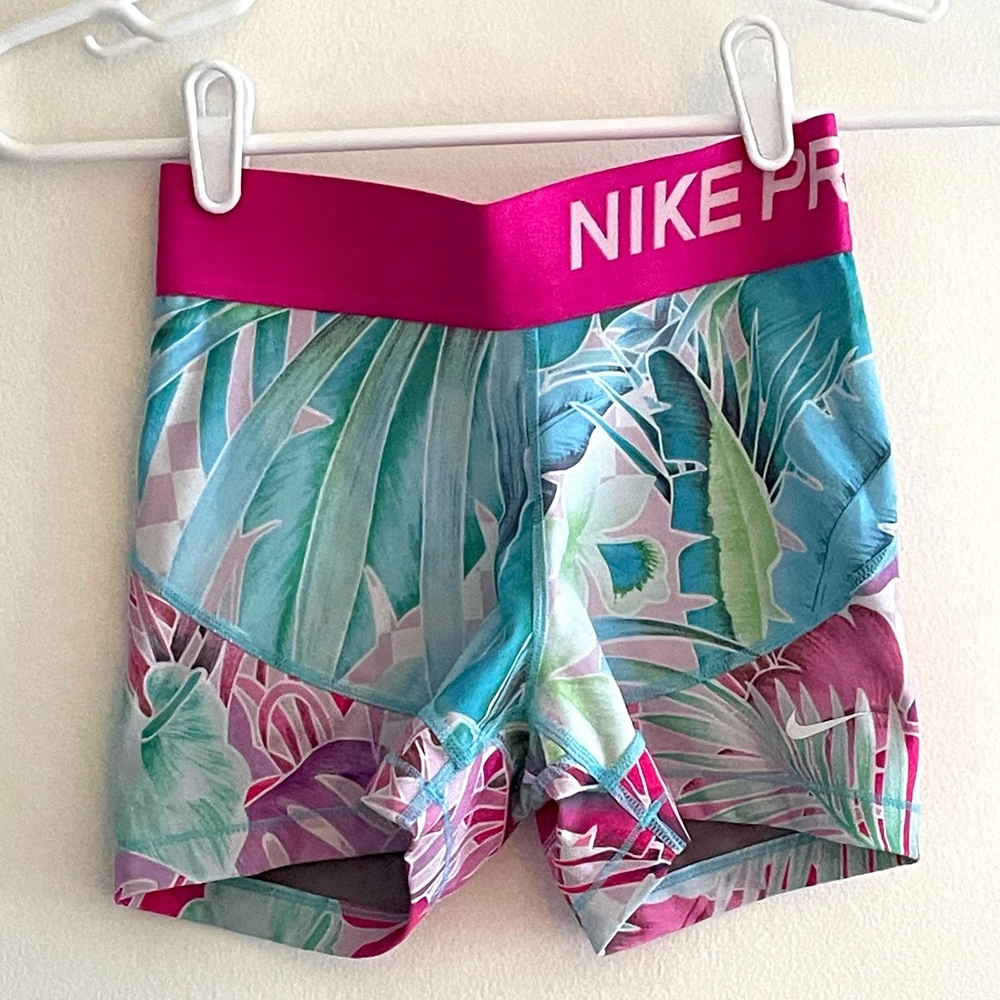NIKE Pro Tropical Print Compression Running Shorts